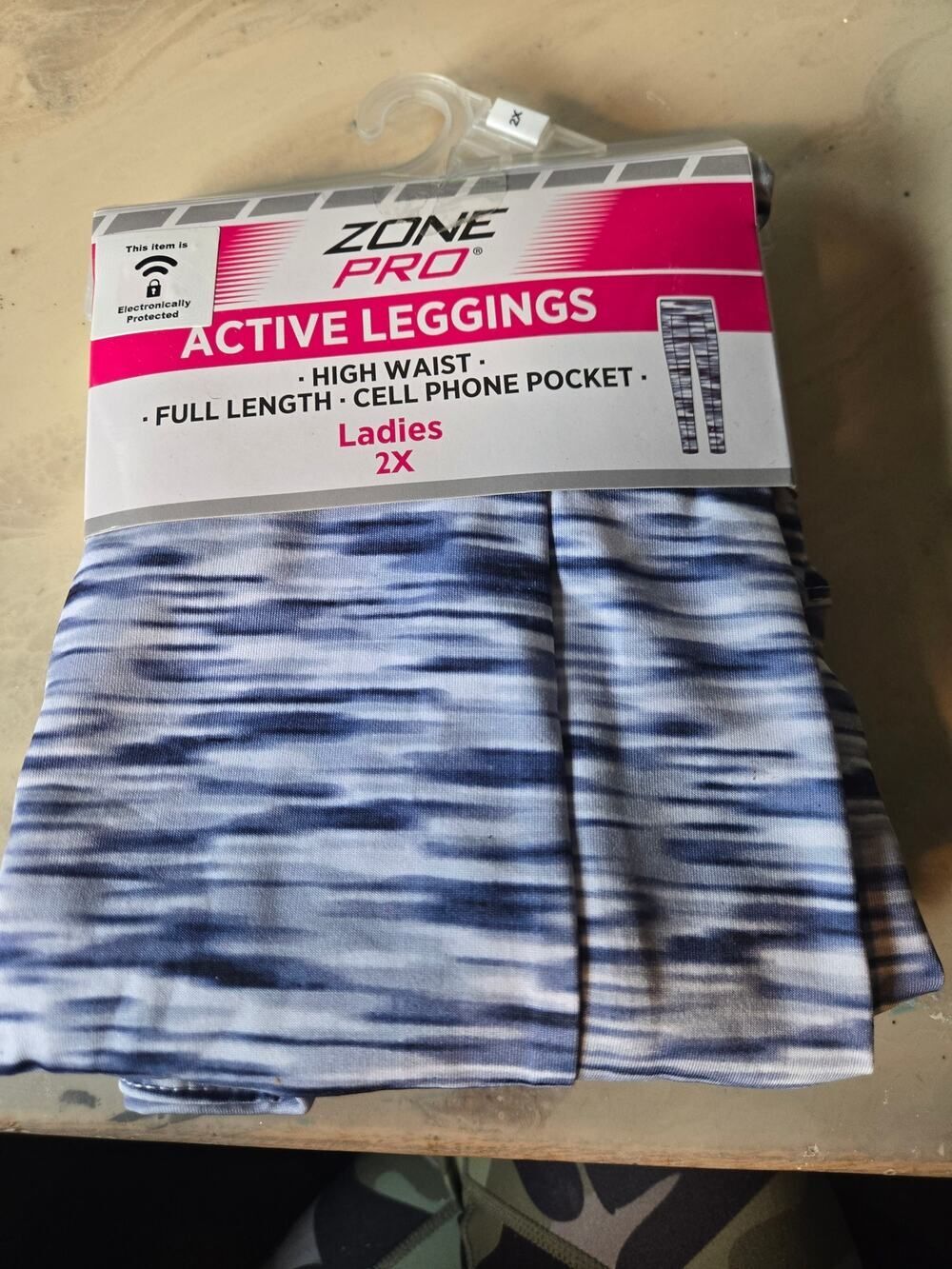 Active leggings w/ pocket